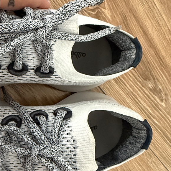 ALLBIRDS - Picture 4 of 6